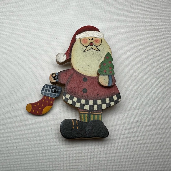 Hand Painted Wood Santa Claus Brooch Pin Folk Art Christmas - Picture 1 of 3
